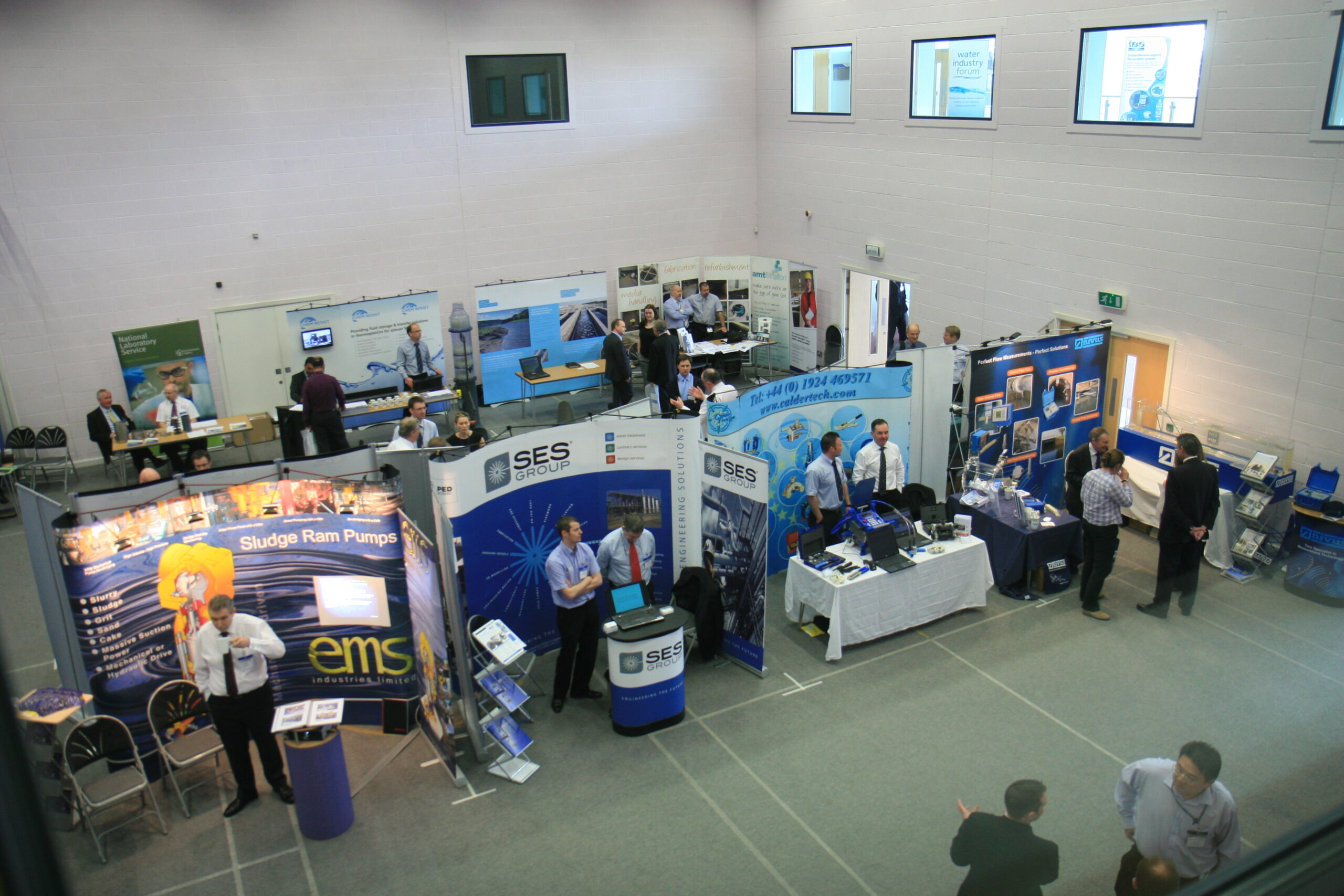 main-hall-exhibition-harvest-fields