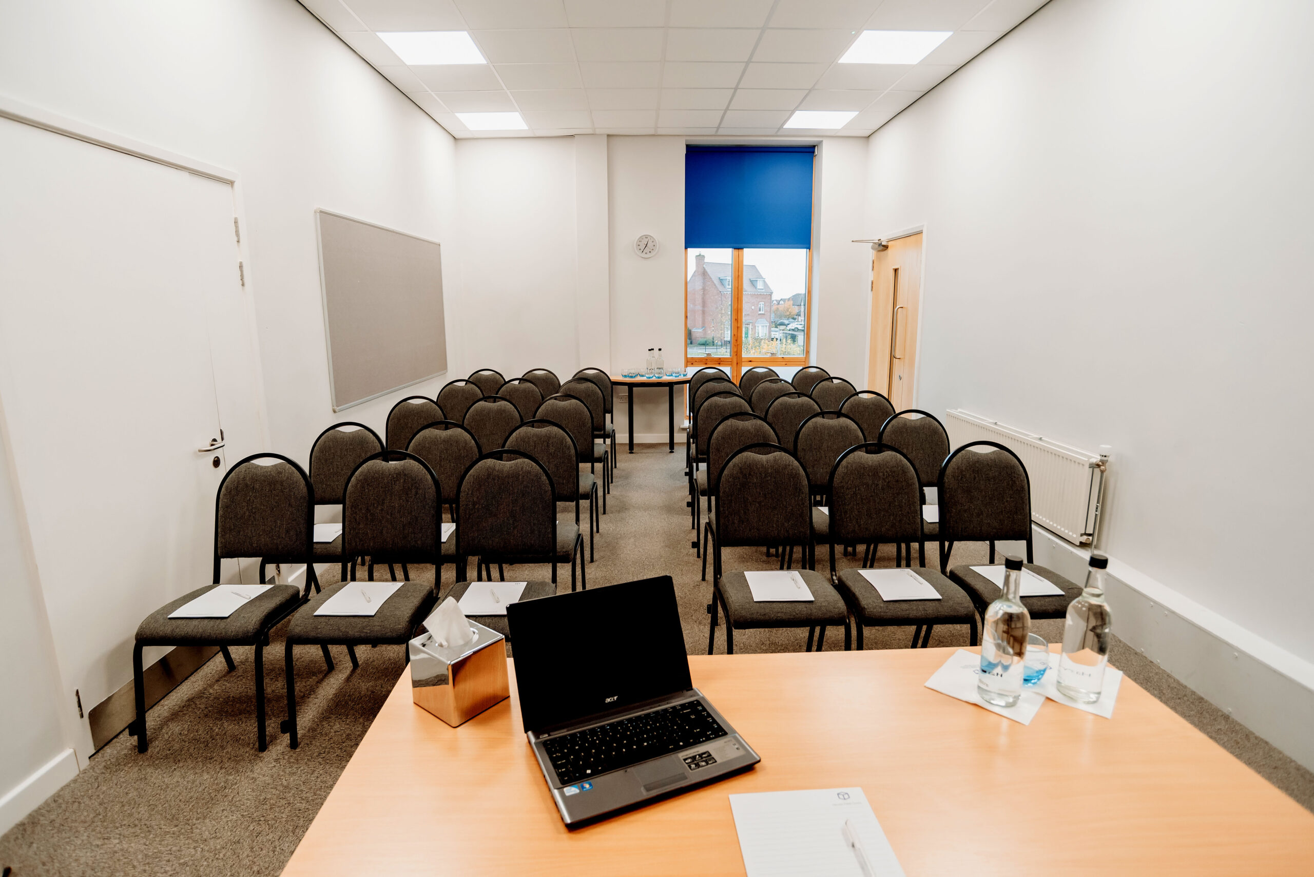 room-2-theatre-natural-light-harvest-fields