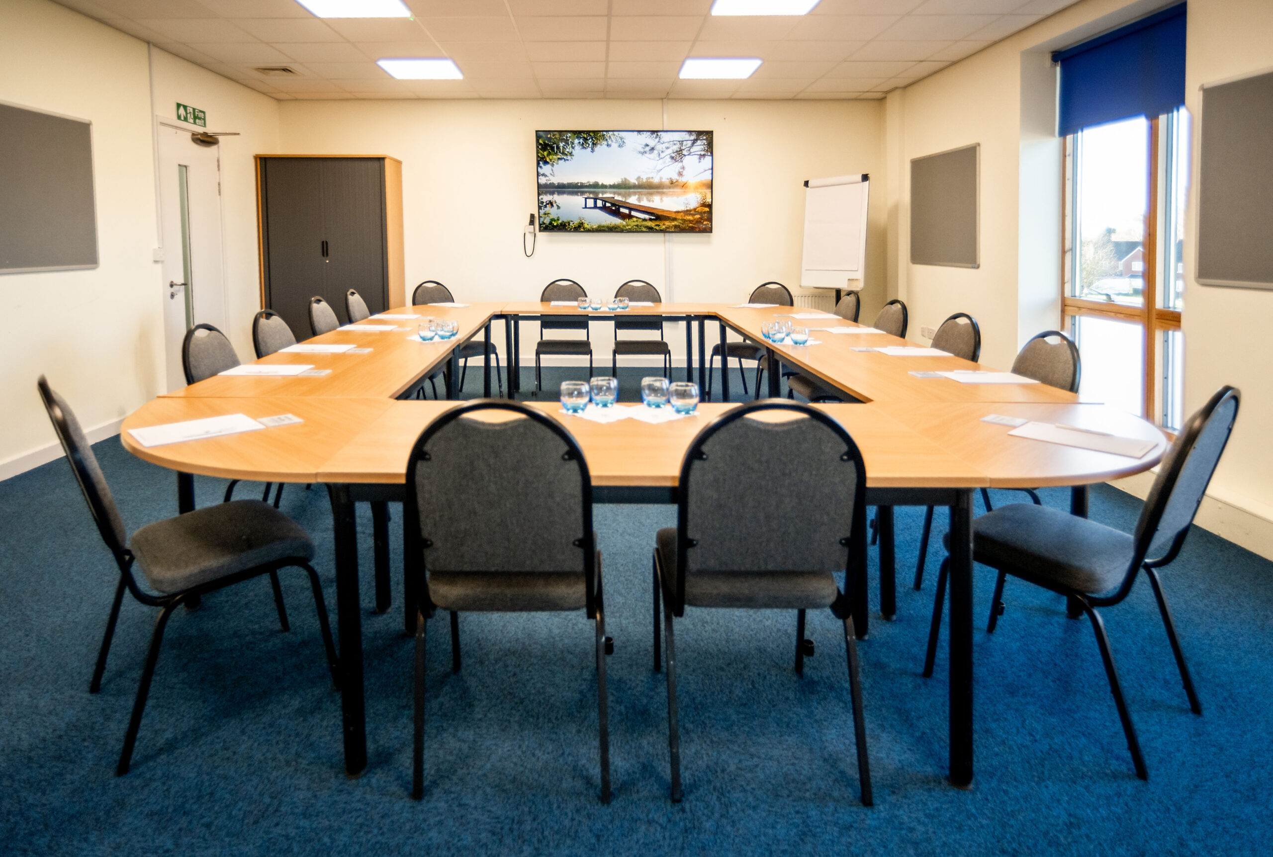 room-7-board-screen-harvest-fields (1)